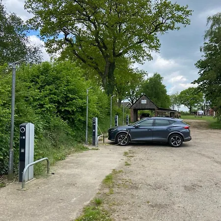 Moellers Morgen 아파트호텔 3*