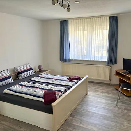 Moellers Morgen Aparthotel 3*